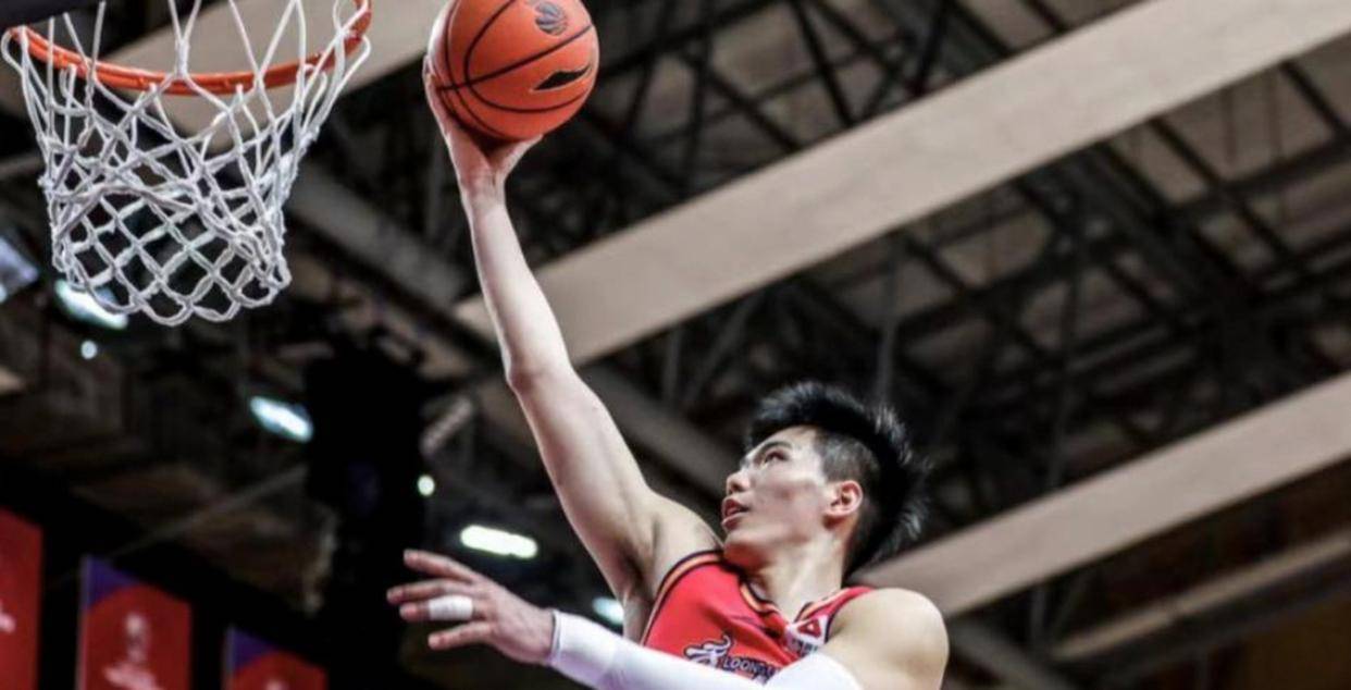 请个假却搅动整个CBA转会市场，焦泊乔从板凳小透明成流言主角，年轻球员压力有多大，广东北控内线之争背后真实困境是什么