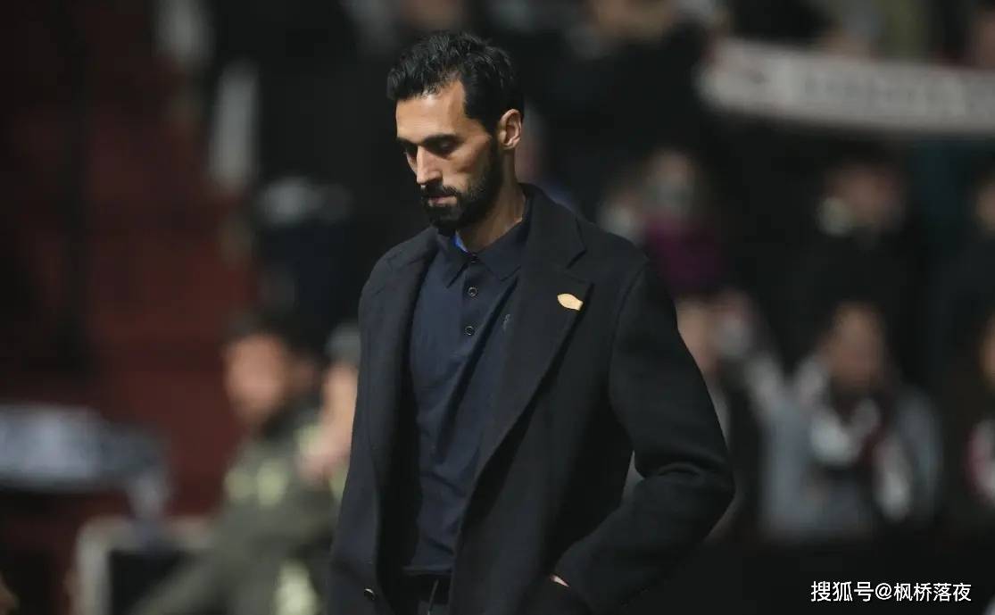 94分钟绝杀难掩颓势！皇马靠折射偷生？名宿怒喷：应该让劳尔带！