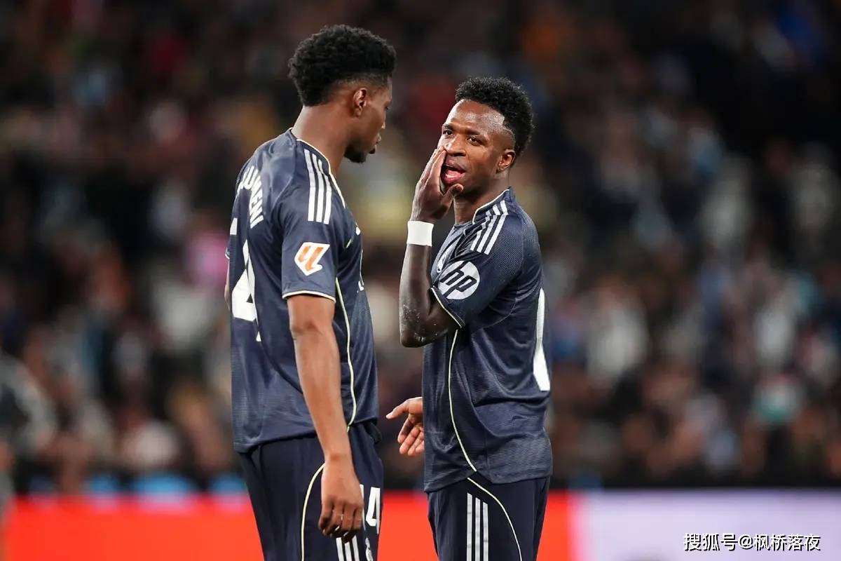 94分钟绝杀难掩颓势！皇马靠折射偷生？名宿怒喷：应该让劳尔带！