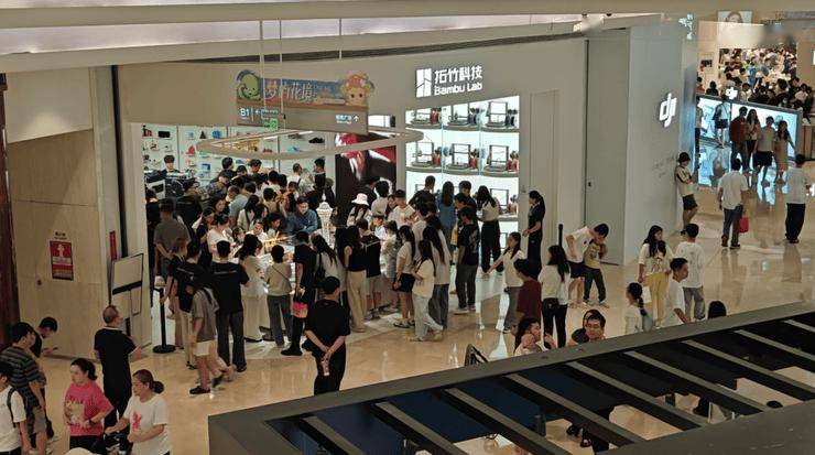拓竹发布纯净PLA耗材：3D打印聚焦材料本质，家庭场景成新赛场